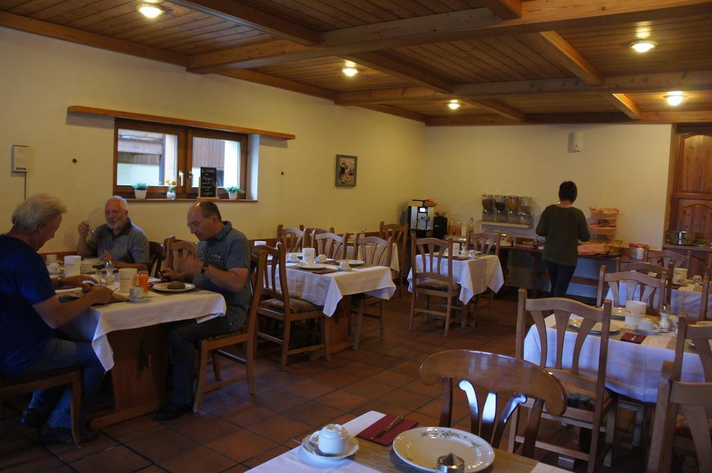 Hotel Alpenhof Oberwald Εξωτερικό φωτογραφία
