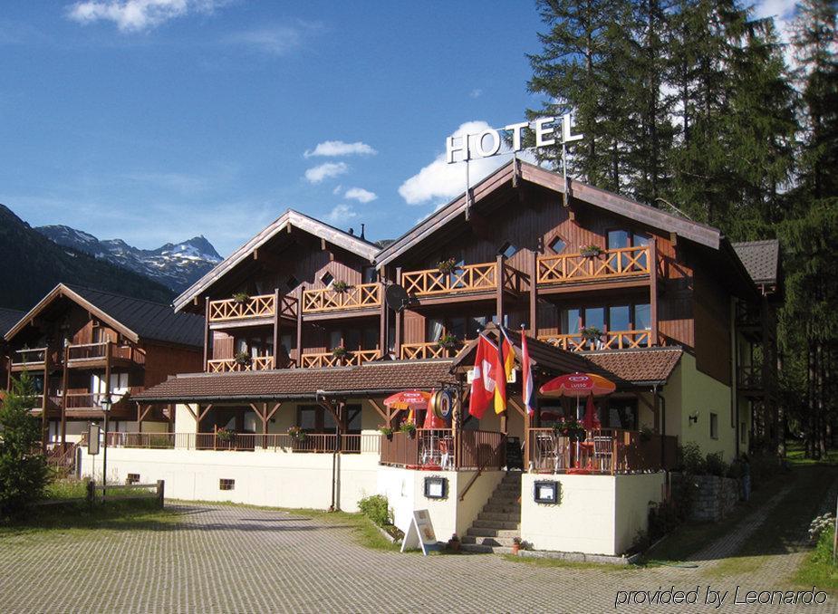 Hotel Alpenhof Oberwald Εξωτερικό φωτογραφία