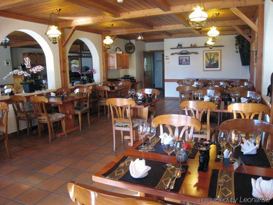 Hotel Alpenhof Oberwald Εστιατόριο φωτογραφία