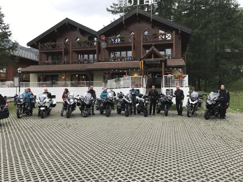 Hotel Alpenhof Oberwald Εξωτερικό φωτογραφία