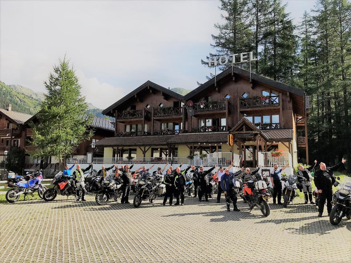 Hotel Alpenhof Oberwald Εξωτερικό φωτογραφία